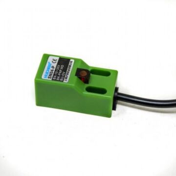 Endüktif PNP Mesafe Proximity Sensörü 10-30V