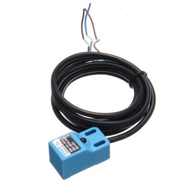Endüktif PNP Mesafe Proximity Sensörü 10-30V
